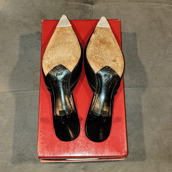 COLE HAAN CITY BLACK LEATHER SLIP-ON MULES POINTED TOE 2½" KITTEN HEELS 6½B - Picture 4 of 14